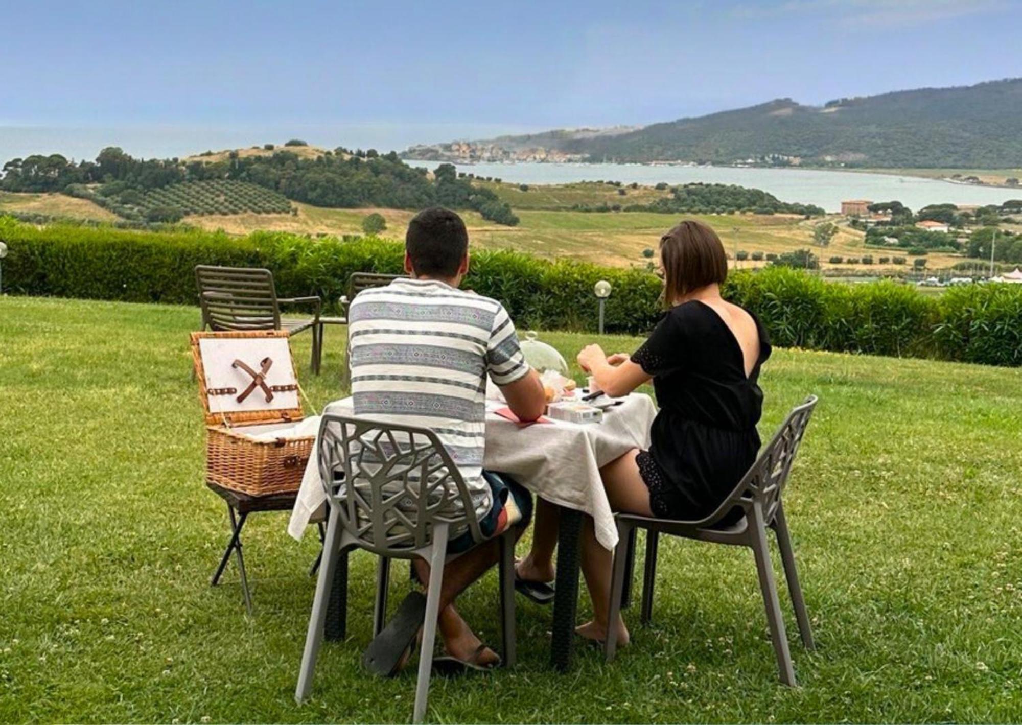 Agriturismo La Vista - Adults Only Фонтебланда Екстериор снимка